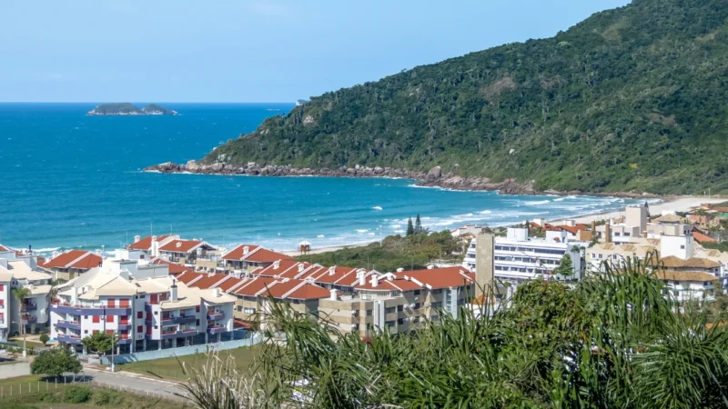 Florianópolis reúne praias para todos os estilos.